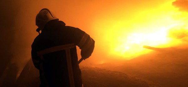 "Фосфор" снова горит! На территории бывшего завода за неделю произошло четыре возгорания "Фосфор" снова горит! На территории бывшего завода за неделю произошло четыре возгорания