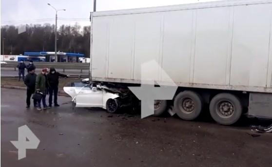 (фото) Блогер-кроссдрессер Петель погиб в страшном ДТП (фото) Блогер-кроссдрессер Петель погиб в страшном ДТП