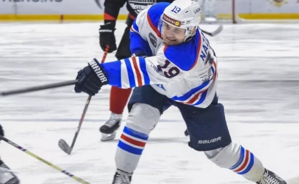 Хоккейная &laquo;Лада&raquo; обыграла чемпиона в гостях