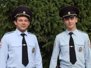 В лесу под Сызранью полицейские нашли заблудившихся девушек