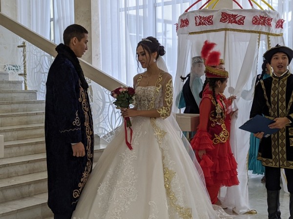 В Самарской области проходит фестиваль национальных свадеб
