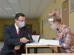 Дмитрий Азаров: "Муниципальная власть &ndash; это власть, самая близкая к народу"