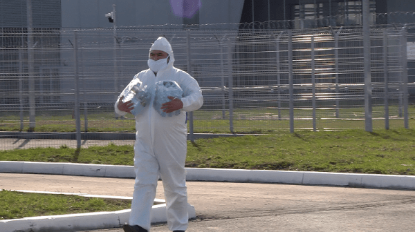 Работники, участвующих в борьбе с коронавирусом, получат новые выплаты