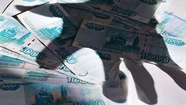 В Самаре мошенница обманула клиентов фирмы на 32 млн рублей В Самаре мошенница обманула клиентов фирмы на 32 млн рублей