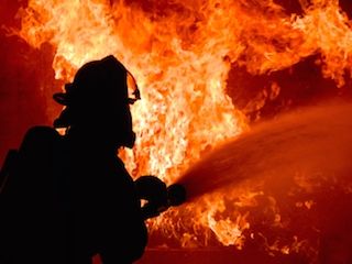 Женщина и ребенок погибли на пожаре в Шигонском районе Женщина и ребенок погибли на пожаре в Шигонском районе