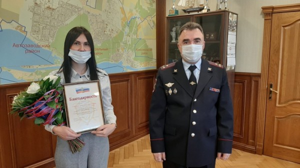 В Тольятти сотрудница банка спасла пенсионерку от мошенников В Тольятти сотрудница банка спасла пенсионерку от мошенников