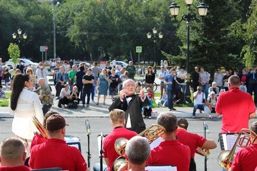 Тольяттинская филармония: «На пути к искусству» Тольяттинская филармония: «На пути к искусству»