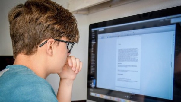 Часть школьников Самарской области будет учиться дистанционно Часть школьников Самарской области будет учиться дистанционно