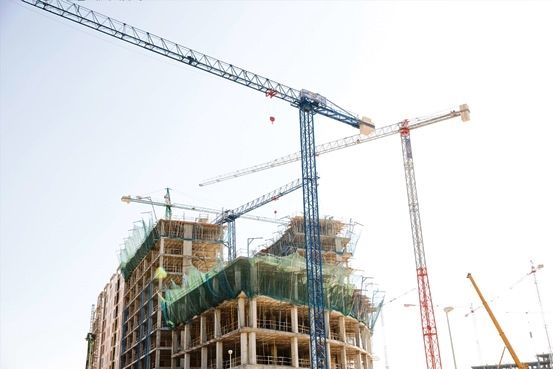 Сбербанк одобрил заявок на проектное финансирование с эскроу на сумму около 2 трлн рублей