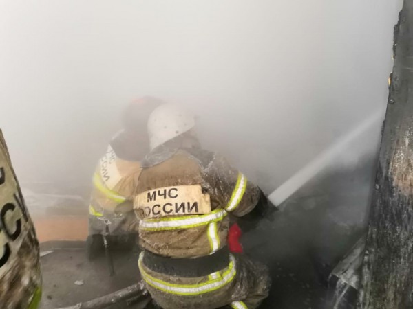 Ночью в Тольятти горела мебельная фабрика