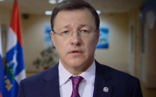 Азаров пригрозил увольнением безответственным главврачам Азаров пригрозил увольнением безответственным главврачам