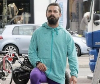 Певица FKA Twigs обвинила спивающегося актера Шайю ЛаБафа в насилии