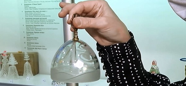 В Тольяттинском краеведческом музее открылась выставка колокольчиков, посвящённых Новому году и Рождеству В Тольяттинском краеведческом музее открылась выставка колокольчиков, посвящённых Новому году и Рождеству