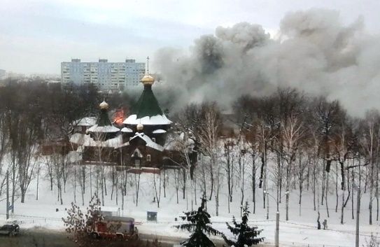 В Самаре загорелось строение на территории православного прихода В Самаре загорелось строение на территории православного прихода