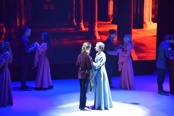 Мюзикл стал рождественским подарком для тольяттинских зрителей