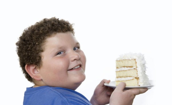 Врач объяснил, в каком случае сладости помогут заснуть быстрее