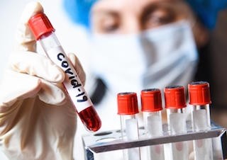 У коронавируса нашли признаки хронического заболевания