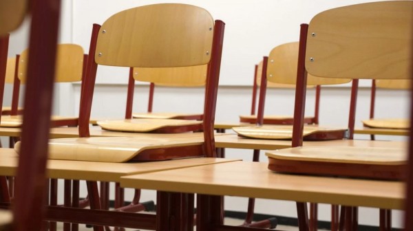 Вузам и школам Самарской области рекомендовали устроить каникулы