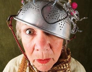 Лидер группы &laquo;Руки вверх&raquo; Жуков вспомнил о выходках сумасшедшей самарской старушки 