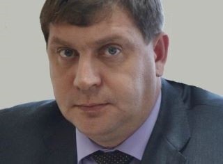 Азаров в прямом эфире уволил главу Жигулевска Федотова