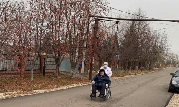 Ветерану из Ставропольского района вручили новую высокотехнологичную инвалидную коляску Ветерану из Ставропольского района вручили новую высокотехнологичную инвалидную коляску