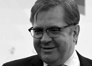 Экс-министр энергетики Сергей Шматко в 55 лет умер от коронавируса