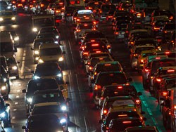 Что делают жители Самары в предновогодних пробках