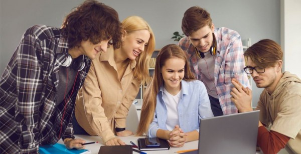 Россельхозбанк запускает специальные &laquo;детские&raquo; дебетовые карты