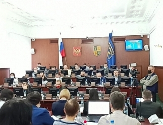 Первое заседание Думы г.о. Тольятти пытались сорвать Первое заседание Думы г.о. Тольятти пытались сорвать