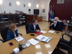 Новый социальный проект администрации Тольятти поддержал один из крупнейших ретейлеров России Новый социальный проект администрации Тольятти поддержал один из крупнейших ретейлеров России