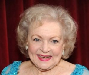 Легендарная актриса Бетти Уайт до своего 100-летия не дожила несколько дней