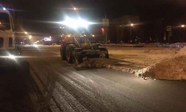 Уборка снега продолжается