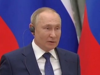 «Терпи, моя красавица». В Кремле объяснили слова Путина про Украину «Терпи, моя красавица». В Кремле объяснили слова Путина про Украину